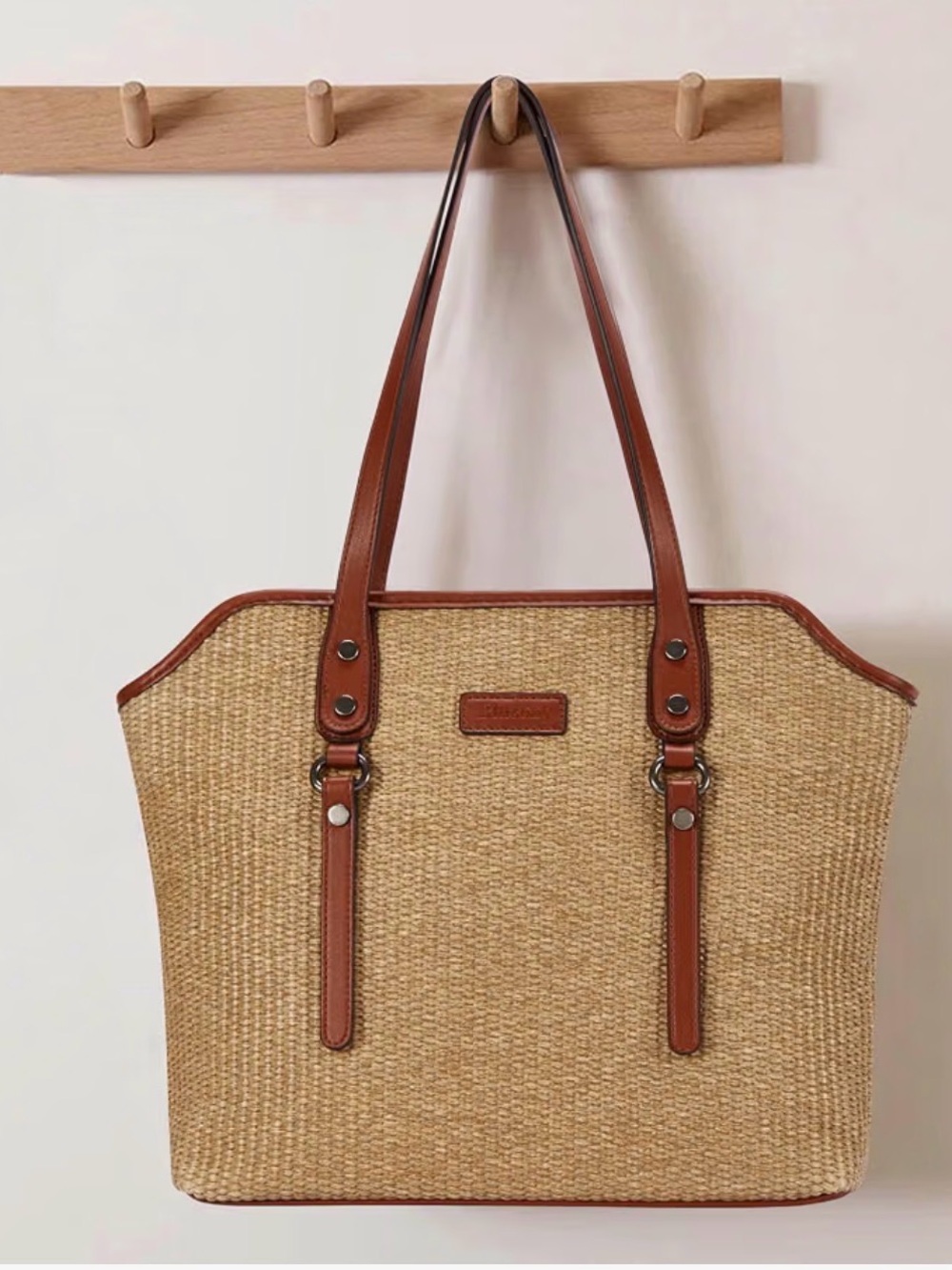 NWT Tote Bag, Large Capacity Straw & Vegan Leather Tote bag. - Picture 3 of 7